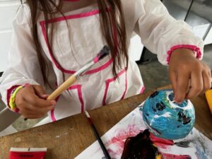 Ateliers enfants - guirlandes folles